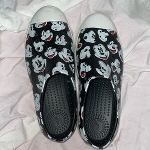 Native Disney Mickey Mouse athletic style shoes